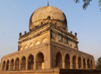 Quli Qutb Shah Tomb