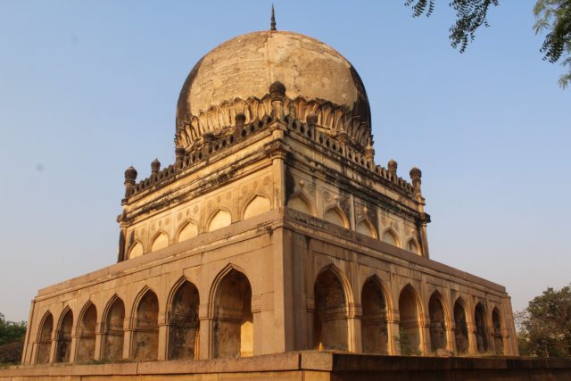 Quli Qutb Shah Tomb