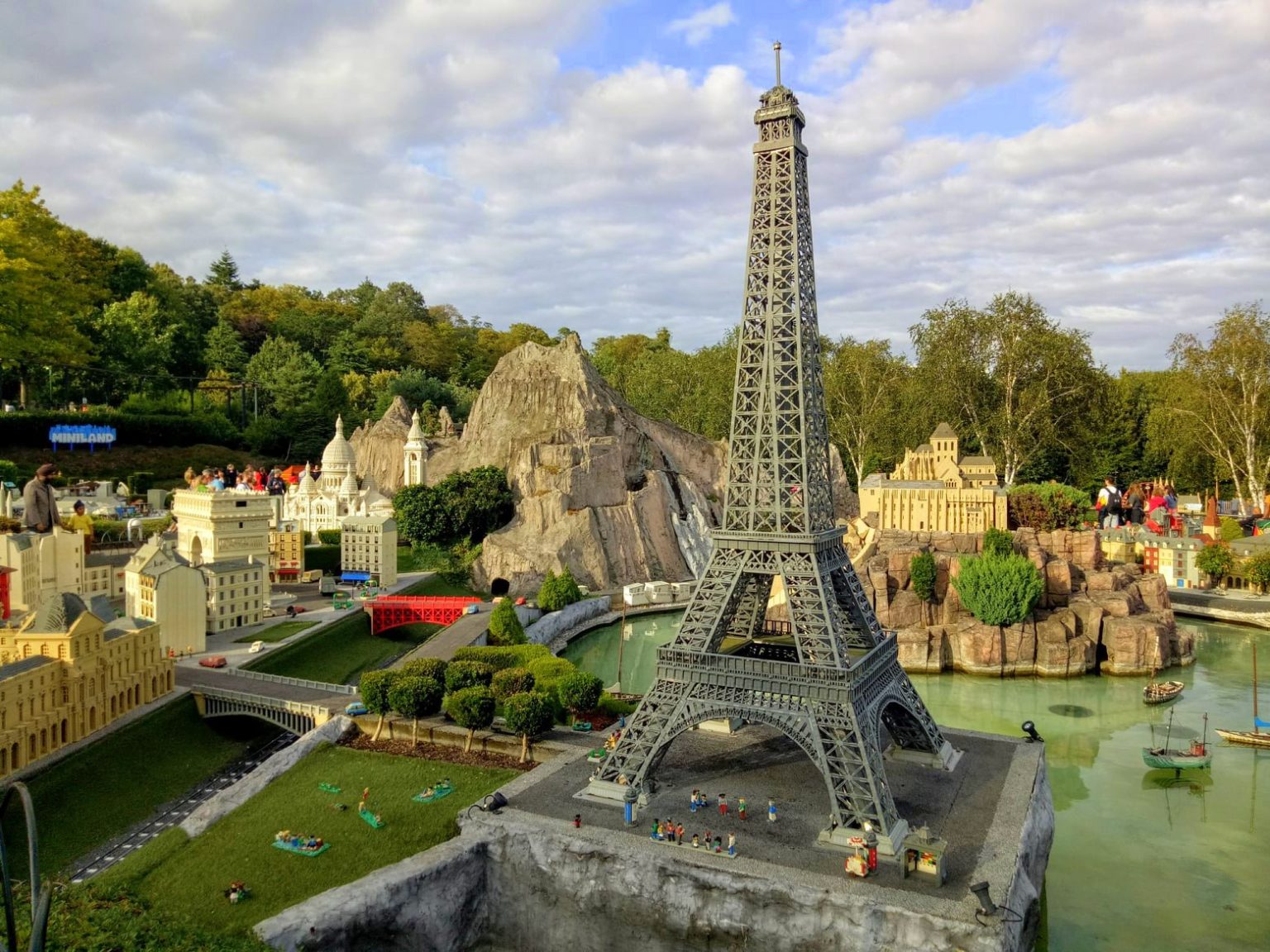 legoland windsor map 2021