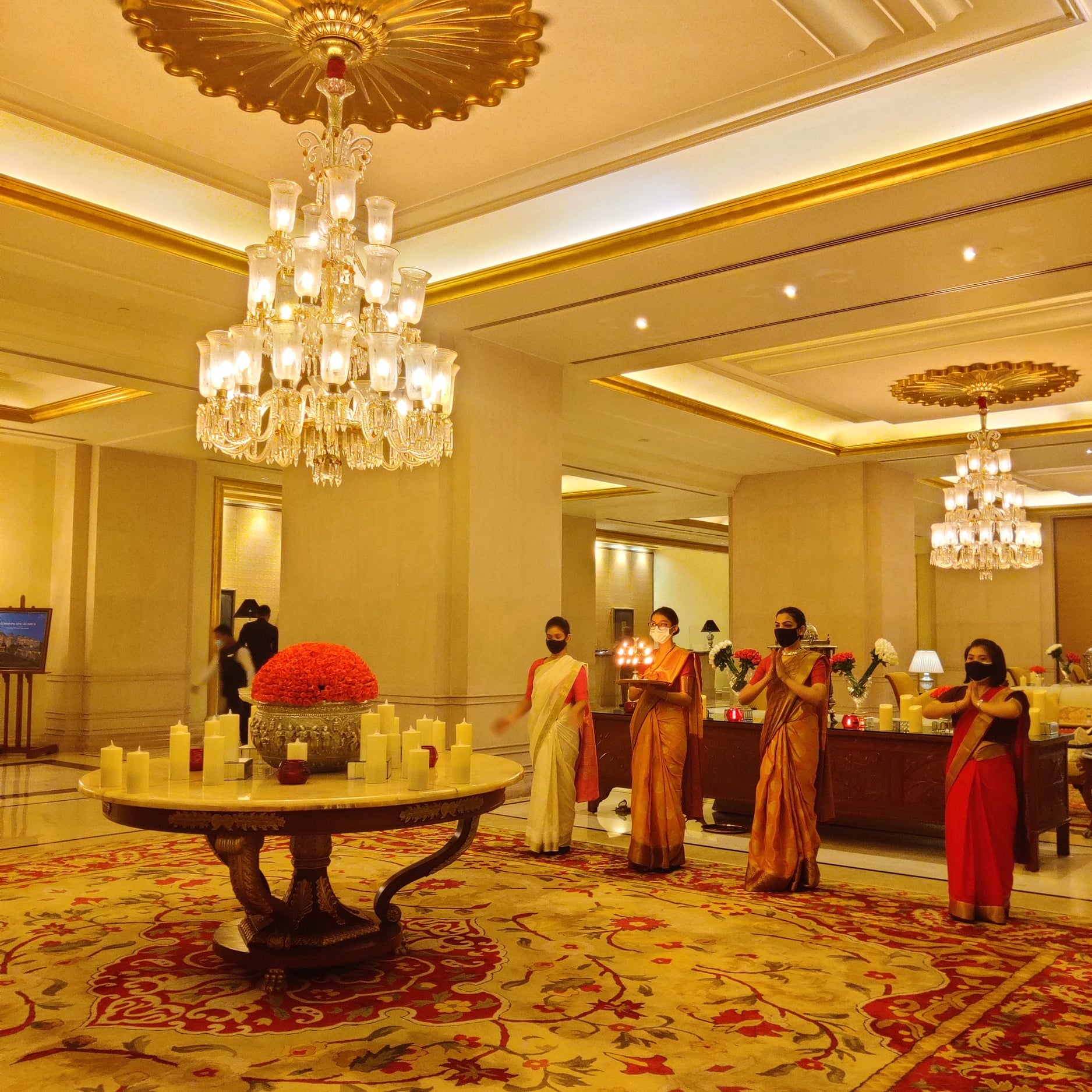 The Leela Palace Bengaluru: Blissful Escape Into A Modern Plush Palace